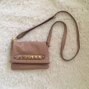 Jessica Simpson cross body